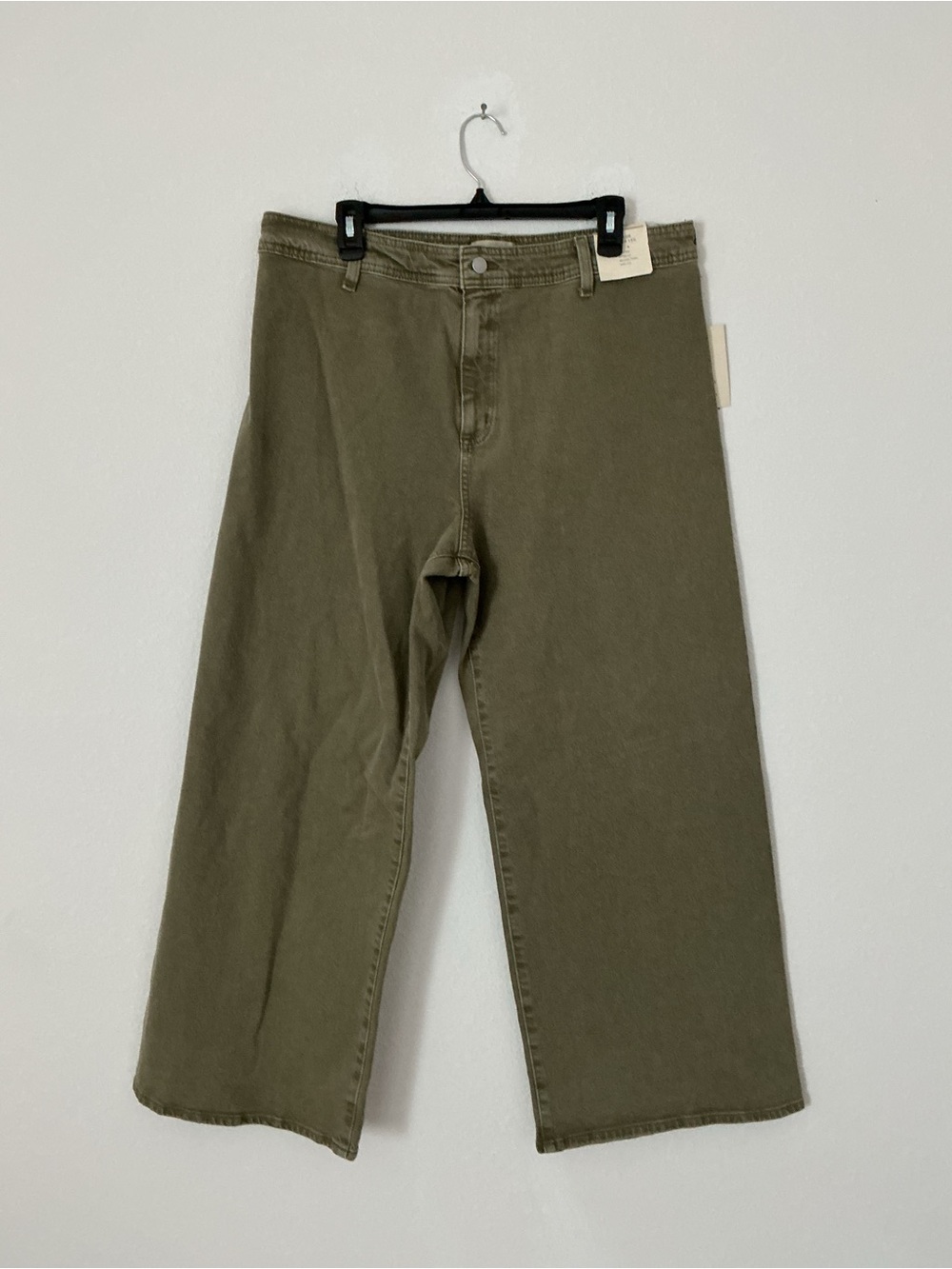 Universal Thread Olive Green Wide Leg Jeans